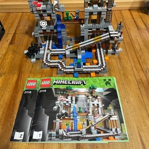 Lego Minecraft 21118 The Mine 100% complete